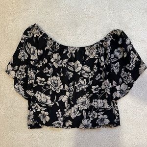 Forever 21 - Off the Shoulder Floral Blouse - M